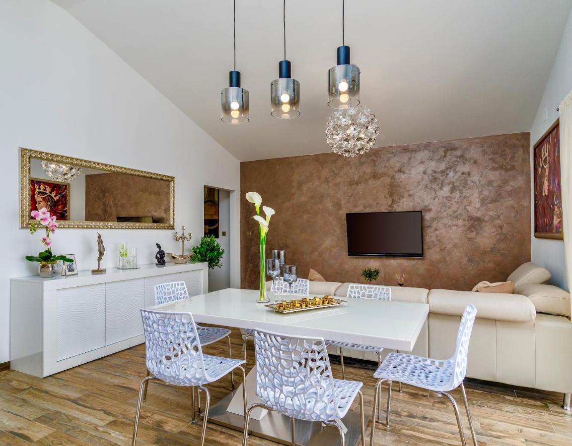 Sea Sparkle 2 Luxury Apartment Split Buitenkant foto